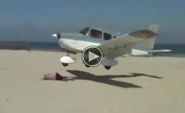 Imagine You’re On A Beach Sunbathing, And A Plane Lands On You.