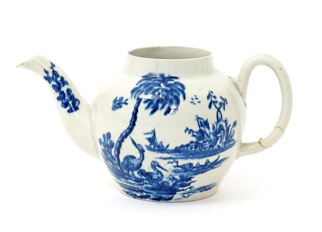 lucky discoveries john bartlam teapot 650x468 Lucky Discoveries That Made People Rich